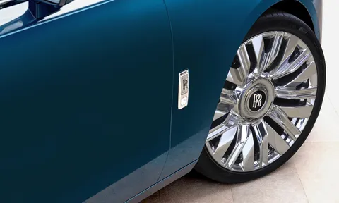 Ghost Series II: mẫu xe Rolls-Royce V12 tiên tiến về công nghệ và mang nhiều chi tiết tập trung đến người lái nhất từ trước đến nay