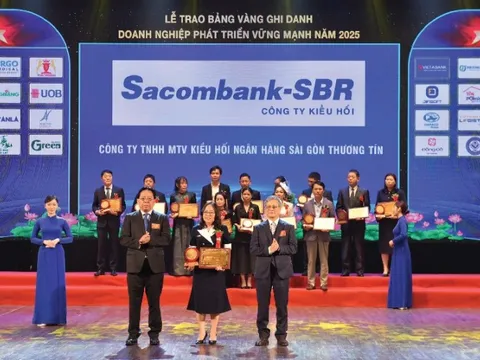 Sacombank-SBR vinh dự đạt Top 20 Doanh nghiệp vững mạnh năm 2025