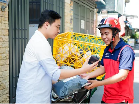 Chuyển phát nhanh BEST Express tất bật hàng hoá cận Tết