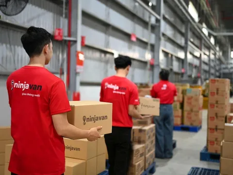 NINJA VAN ĐẨY MẠNH TRIỂN KHAI DỊCH VỤ TIẾP HÀNG NINJA B2B: GIẢI PHÁP TỐI ƯU VẬN HÀNH, TĂNG TỐC DOANH SỐ TRÊN TỪNG KỆ HÀNG